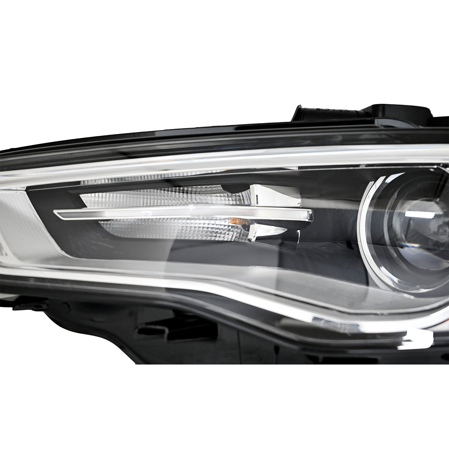 8V0941043B Fits for 2015-2016 Audi A3 S3 HID/Xenon Headlight Left Driver Side