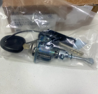 For HYUNDAI Accent 2018-2022 Front Door Lock Hardware-Cyl Keys 81970H5A00